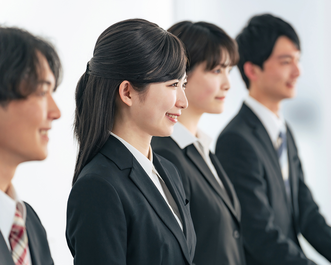 新卒採用